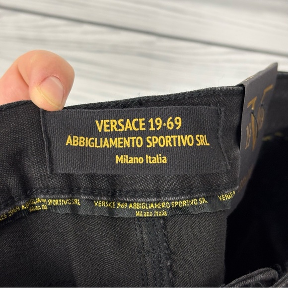 Versace 1969 Italia Black Sofia Bootleg Jeans Size 28 NWT - Picture 13 of 15